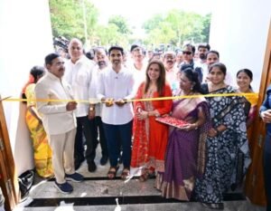 నెల్లూరులో ఆధునీకరించిన ఆర్ఎస్ఆర్ పాఠశాలను ప్రారంభించిన మంత్రి లోకేష్*