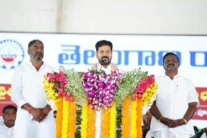 చిన్న ఘటన జరిగినా ప్రభుత్వానికే చెడ్డపేరు…
