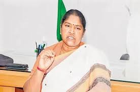 ఊరువాడా ఉత్సాహంగా అమ్మకు అక్షరమాల…