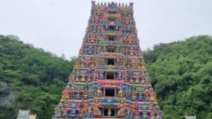 ఇంద్రకీలాద్రిపై నకిలీ టికెట్ల కలకలం…