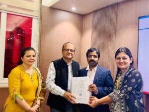 నూనె బాల్ రాజ్‌కు న్యాయ శాస్త్రంలో పీహెచ్‌డీ…
