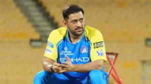 హైదరాబాద్‌కు ధోనీ దంపతులు….